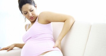 Nhận biết các dấu hiệu bất thường trong dịch tiết âm đạo khi mang thai