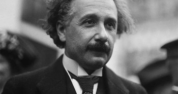 Điều gì giúp Albert Einstein trở thành thiên tài?