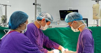 Lần đầu tiên Việt Nam ghép thành công tim, thận cùng lúc cho một bệnh nhân