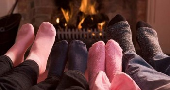 Vì sao chân tay giá lạnh vào mùa đông?
