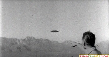 UFO: Từ chủ nghĩa giật gân đến khoa học