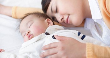 Nghiên cứu mới: Không nên đánh thức trẻ dưới 2 tuổi dậy khi bé đang ngủ