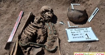 Ly kỳ giải mã ngôi mộ cổ ở Trung Quốc: Vì sao 1 người trong mộ cách 3 người khác 700 năm?