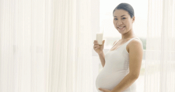 Mẹ uống sữa, bé ra đời thông minh hơn