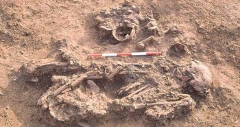 Sốc với "người đẹp" 4.500 tuổi mang theo xương người khác vào mộ