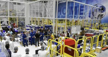 NASA vung tiền cho Boeing để lên vũ trụ nhưng có thể phải "đi nhờ" Nga