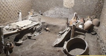 Tìm thấy phòng nô lệ chôn vùi 2.000 năm dưới tro núi lửa