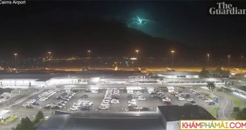 Thiên thạch sáng rực phát nổ trên bầu trời Australia