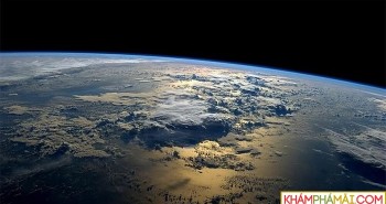 Phải chăng tất cả chúng ta đều đến Trái đất từ các tiểu hành tinh?