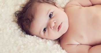Theo dõi sự phát triển của trẻ sơ sinh 6 tuần tuổi