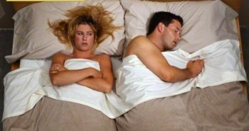 Tư thế ngủ giúp vợ chồng hạnh phúc