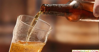 Uống bia giúp cơ thể đào thải nồng độ cồn nhanh hơn rượu?