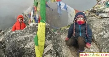 Bé gái 4 tuổi lập kỷ lục người trẻ nhất tới Everest Base Camp
